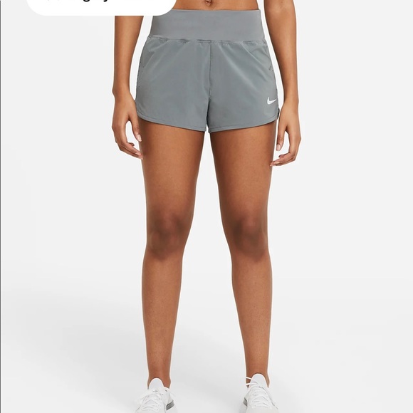 Nike running shorts - Picture 1 of 3